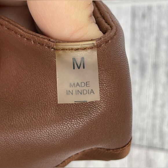 Badgley Mischka
Peplum Leather Jacket in cognac size medium - Picture 9 of 15